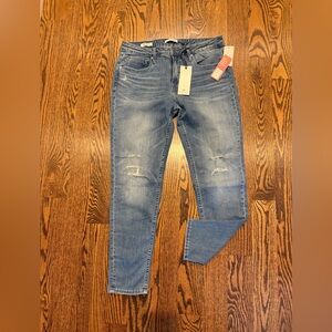 NWT Vigoss Marley skinny light blue distressed Jeans